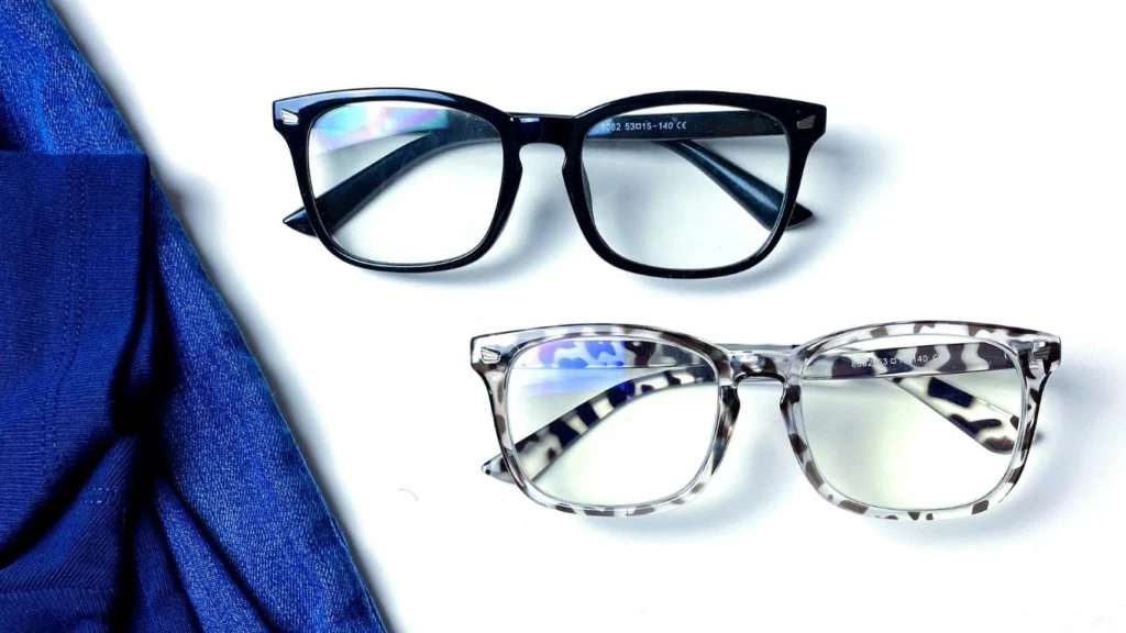 Eyeglasses
